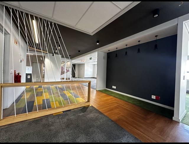 667M² OFFICE TO LET IN WOODMEAD